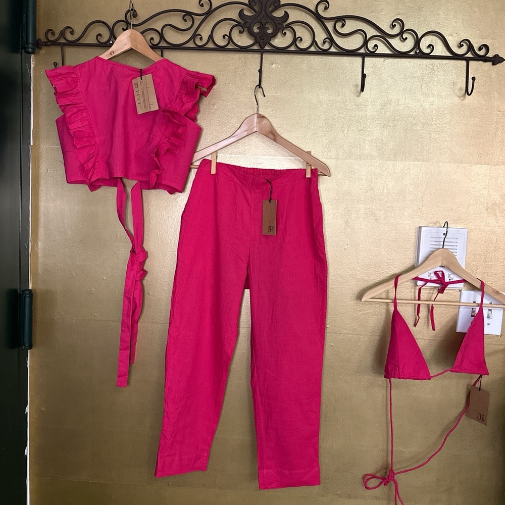 Mati Three-piece set.